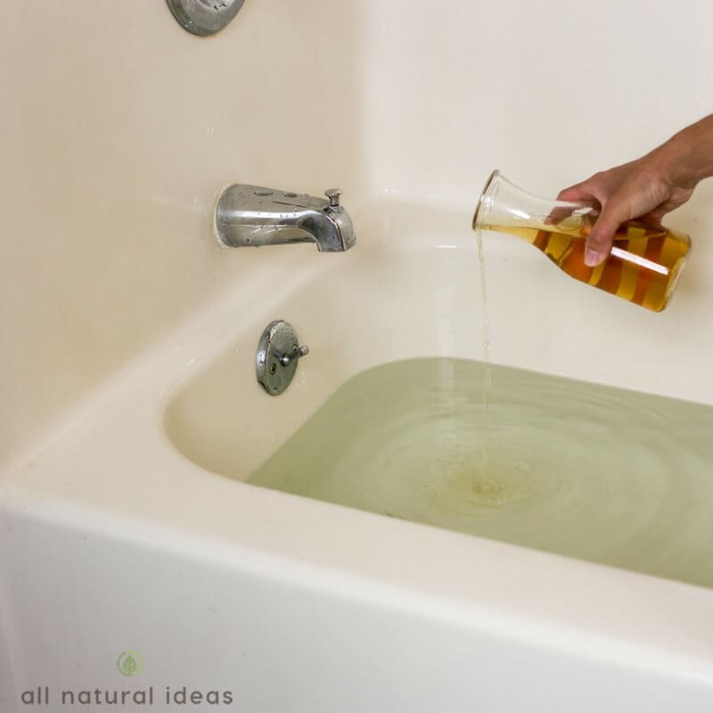 Apple Cider Vinegar UTI Bath Treatment: Does It Work?