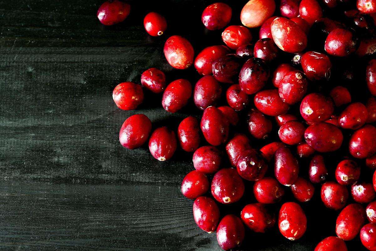 Do Cranberries REALLY Help with Urinary Tract Infections ...